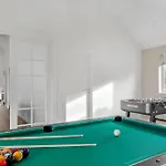 Dom wakacyjny In With Kitchen *