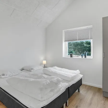 Дом отдыха In With Kitchen